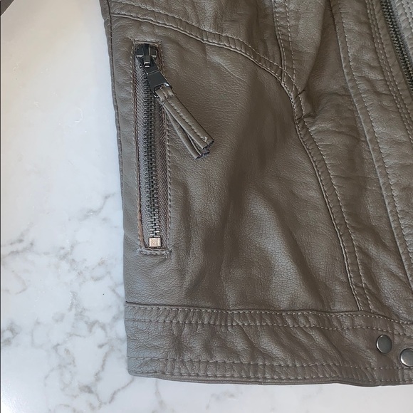 Ci sono leather jacket - Picture 2 of 5